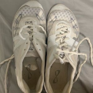 INFINITY VENGEANCE CHEER SHOES!!!!!